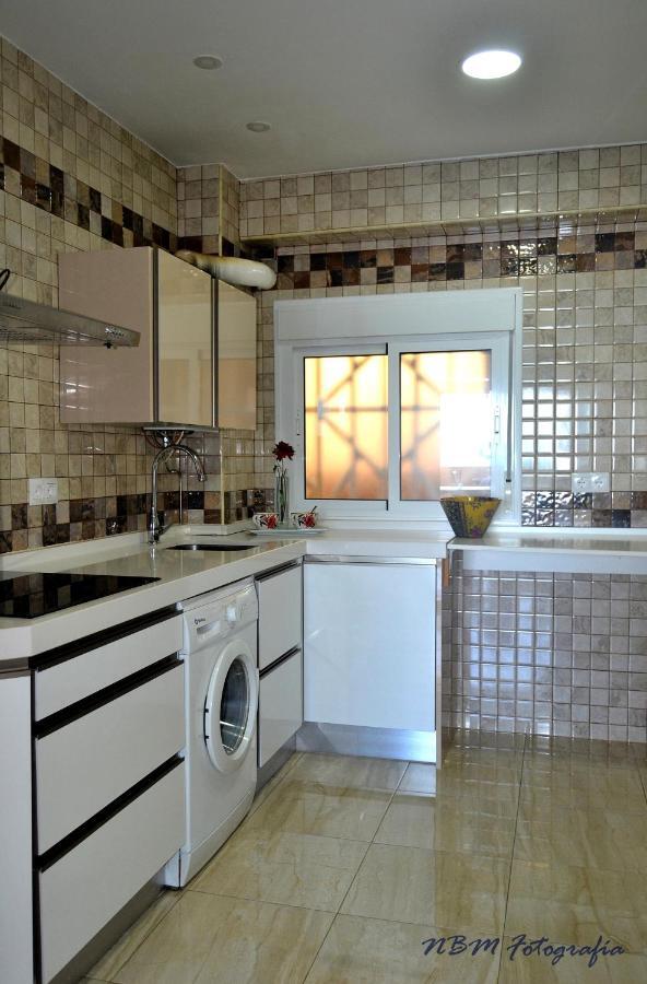Amazing Frontal Beach Apartment #Traveller'S Awards2023 Cádiz Buitenkant foto